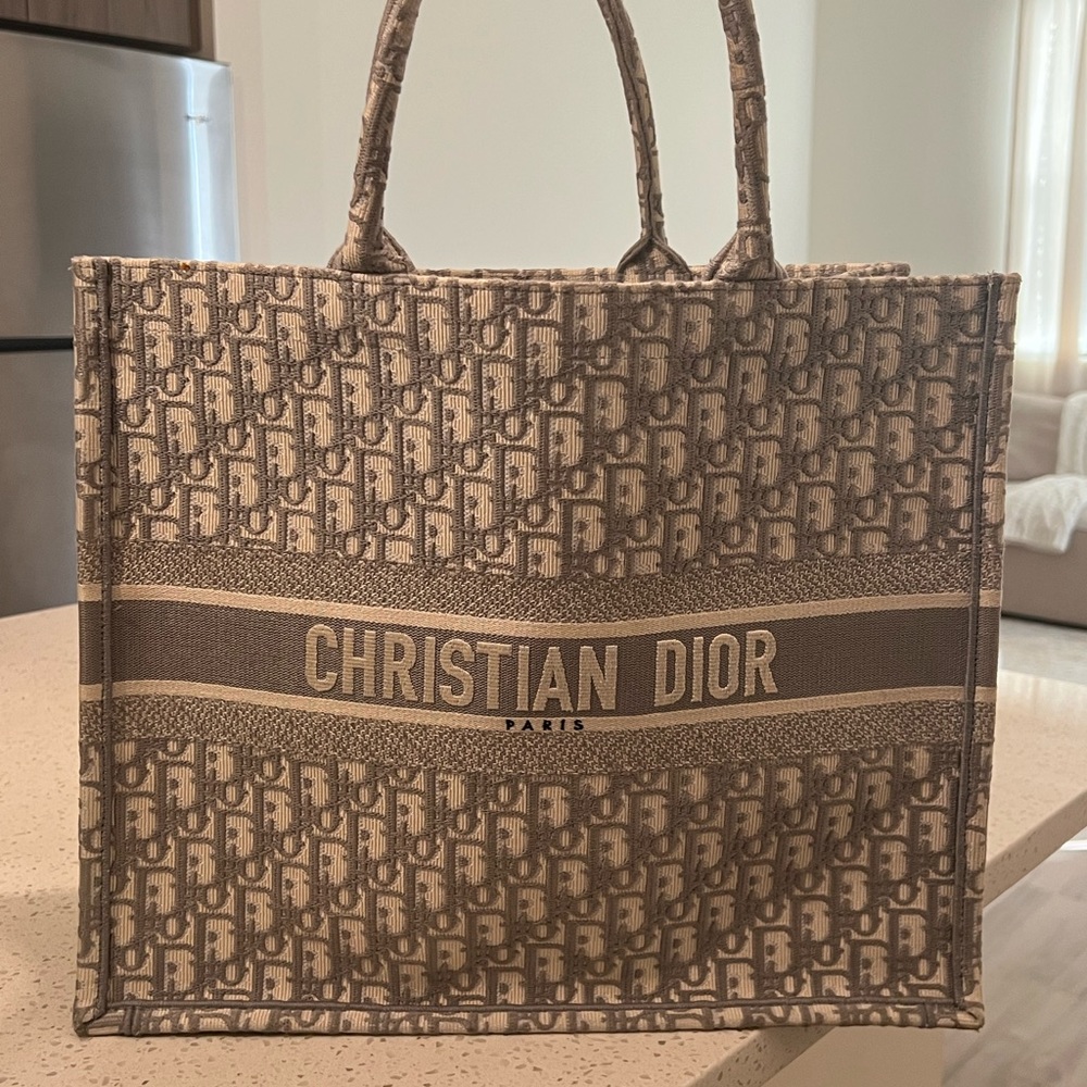 Authentic large tote dior bag